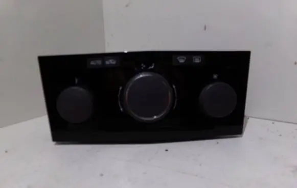 Opel Zafira B Climate control unit 13250622