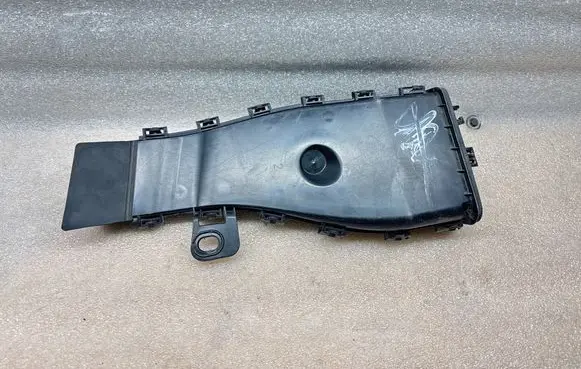 Mercedes-Benz C W205 Rain gutter A2058320284