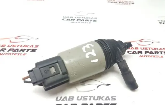 BMW 1 E81 E87 Windscreen/windshield washer pump 6934159