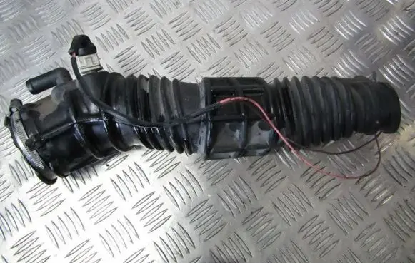 Renault Laguna I Air intake hose/pipe 7700862392s