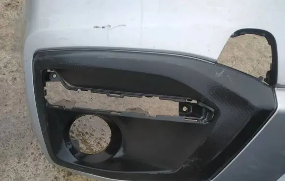 Subaru Forester SJ Front bumper lower grill