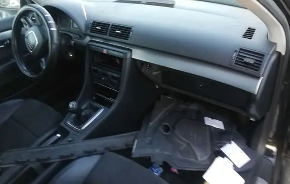 Audi A4 S4 B7 8E 8H Dashboard