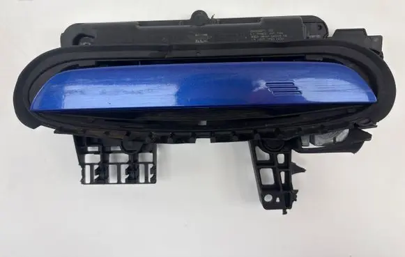 BMW iX1 Front door exterior handle/bracket 5A68EF1 5A68EF102 13093700002