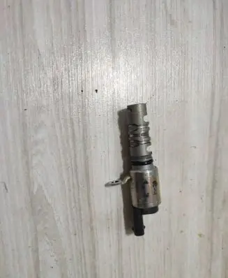 Skoda Scala Camshaft vanos timing valve 04E906455D HU2297005710