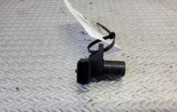 Hyundai Getz Camshaft position sensor 3930027000