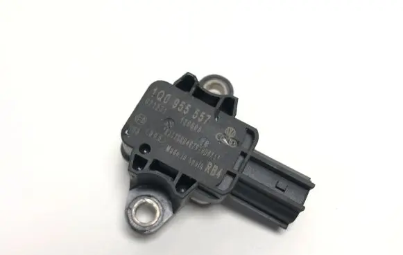 Volkswagen Eos Airbag deployment crash/impact sensor 1Q0955557