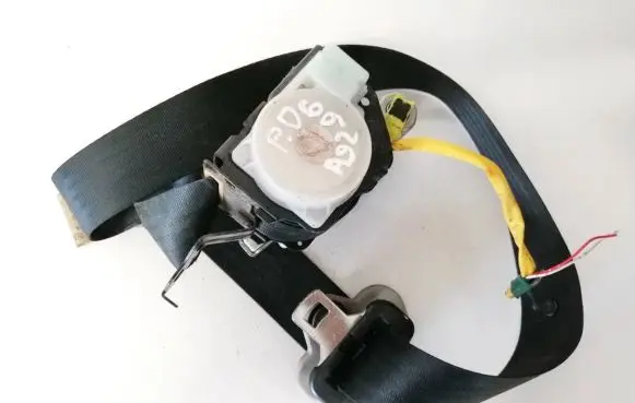 Mazda 5 Front seatbelt e40434086