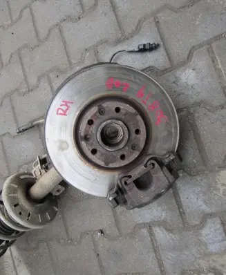 Peugeot 308 Front wheel hub spindle knuckle 9807791380
