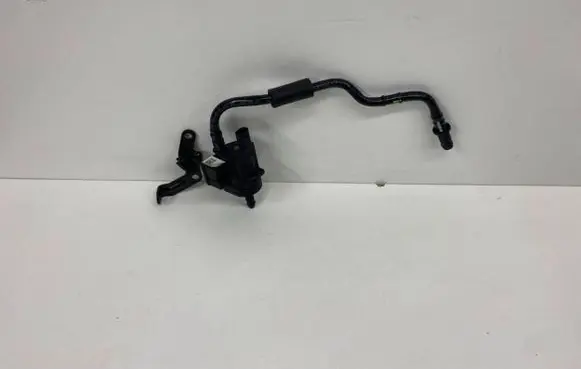 Porsche Macan (95B) Turbo solenoid valve 06M906517C