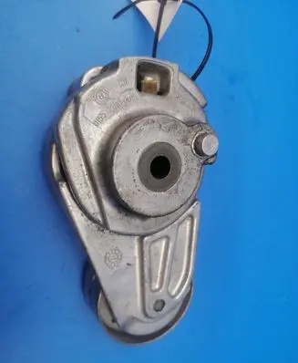 Mercedes-Benz CLS C219 Alternator belt tensioner 01552010001