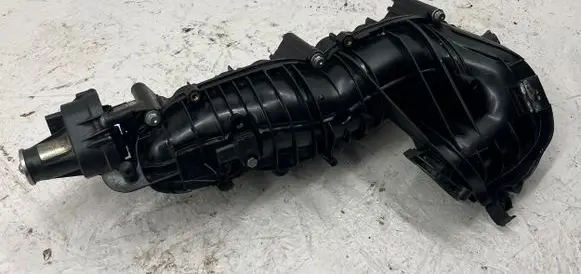 BMW 5 E60 E61 Intake manifold 7803789