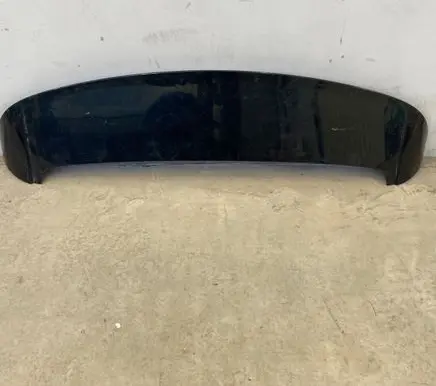 Tailgate/trunk spoiler