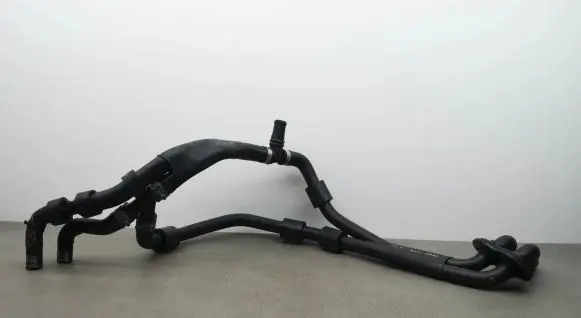 Audi A7 S7 4K8 Engine coolant pipe/hose 4M1819350