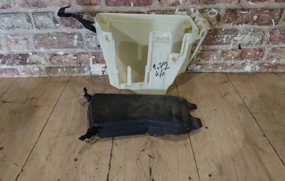 Mercedes-Benz E W212 Fuse box set