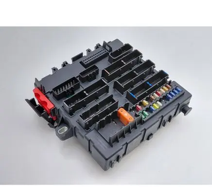 Opel Vectra C Fuse module 13142520 13142520BJ 519064034