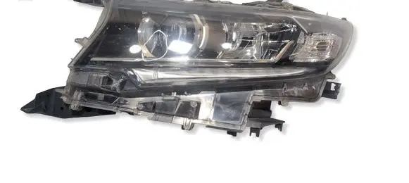 Toyota Land Cruiser (J150) Headlight/headlamp 8118560S00