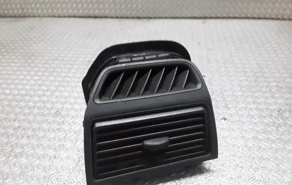 Fiat Punto (188) Dashboard side air vent grill/cover trim 