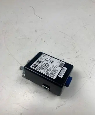 Lexus RX 450H Door control unit/module 8974048290 61G083000