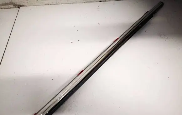 Lexus IS 220D-250-350 Front door glass trim molding 