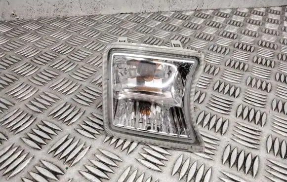 Toyota Prius (XW30) Front indicator light 8152047010