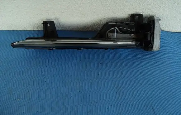 Front indicator light