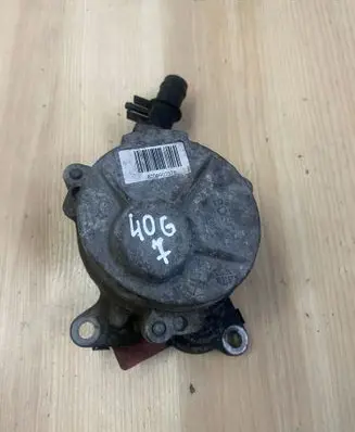 Renault Master III Vacuum pump 8200902378