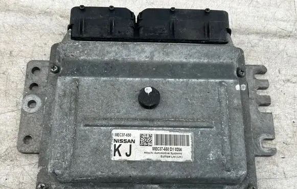 Nissan Note (E11) Engine control unit/module MEC37650
