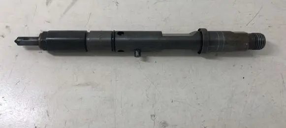 Audi A6 S6 C5 4B Fuel injector 059130201A