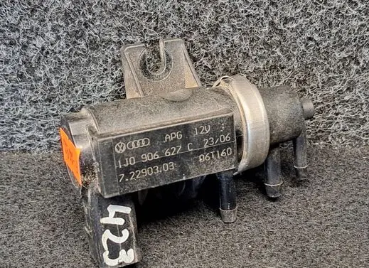 Valve vacuum