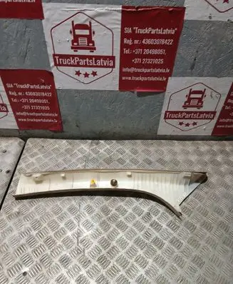Volvo XC60 (A) pillar trim 30721139 V15121