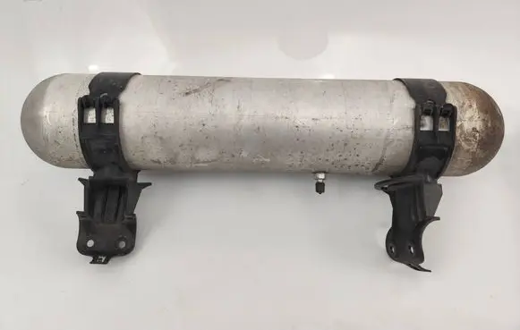 Tesla Model S Air suspension tank/reservoir 600640800B B241M6063TG S18A0037643