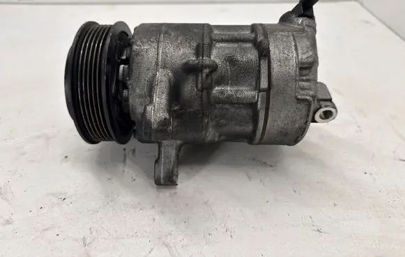 Chevrolet Camaro Air conditioning (A/C) compressor (pump) 22984721 4472809910