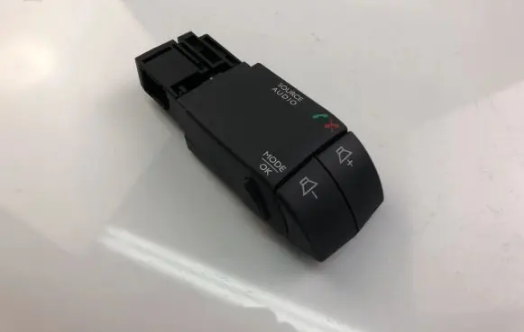Renault Clio IV Head unit multimedia control 255522448R