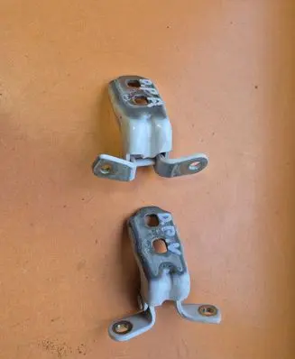 Opel Insignia B Front door hinge set P17058 P17049