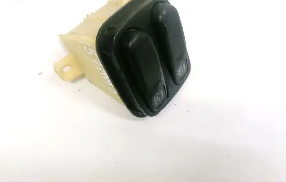 Mazda Xedos 6 Windscreen/window heater switch