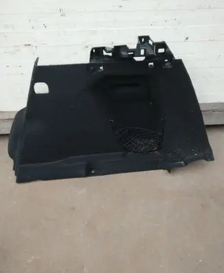 Peugeot 2008 I Trunk/boot lower side trim panel 96773200ZD