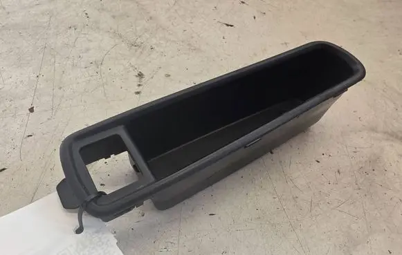 Jaguar XE Front door interior handle trim GX7322634AAW