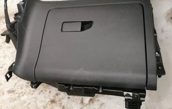 Opel Combo E Glove box 00230056