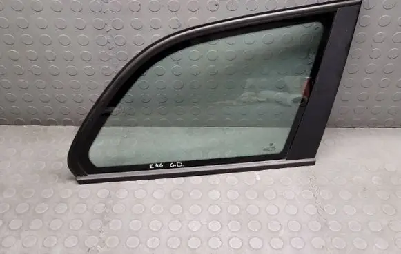 BMW 3 E46 Rear side window 43R00022 DOT32M44AS2