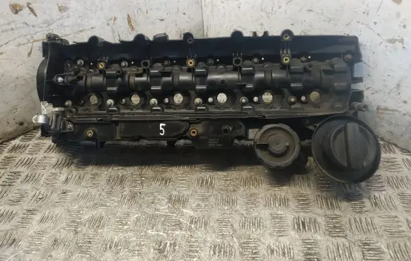 BMW 7 F01 F02 F03 F04 Rocker cam cover 7800309