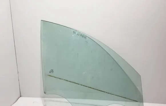 Renault Arkana Front door window glass four-door 803128480R