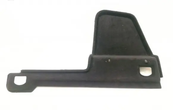 Trunk/boot lower side trim panel