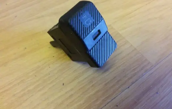 Fog light switch