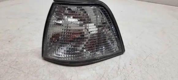 BMW 3 E36 Front indicator light
