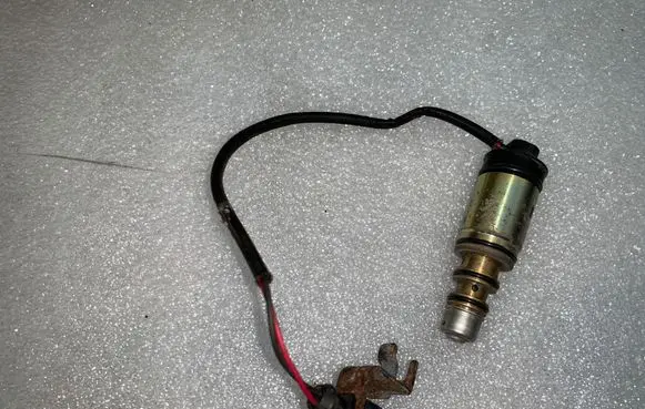 Audi A6 Allroad C5 Hydraulic servotronic pressure valve 1710S