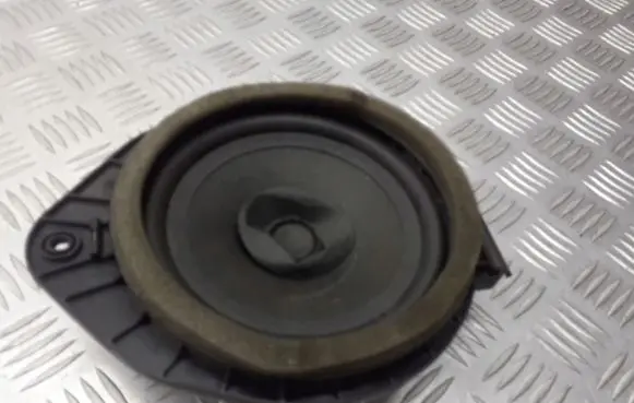 Opel Insignia A Subwoofer speaker 13240952