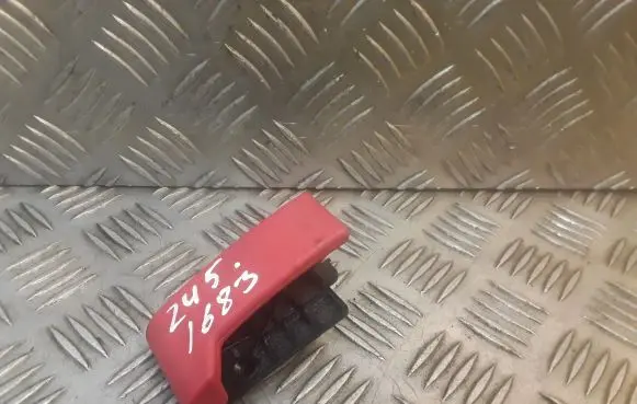 Mercedes-Benz B W245 Engine bonnet (hood) release handle
