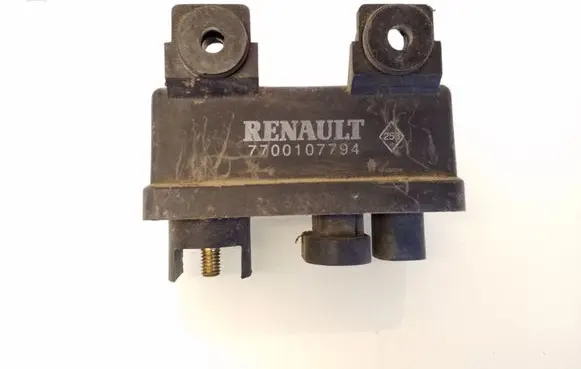 Renault Scenic I Glow plug pre-heat relay 7700107794