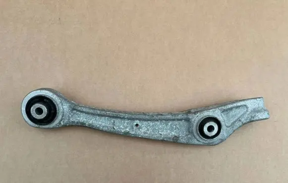 Audi A6 C7 Front lower control arm/wishbone 8K0407156C