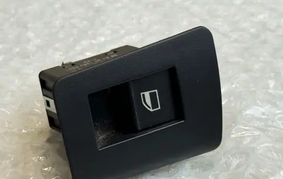 BMW X5 E53 Electric window control switch 8385956
